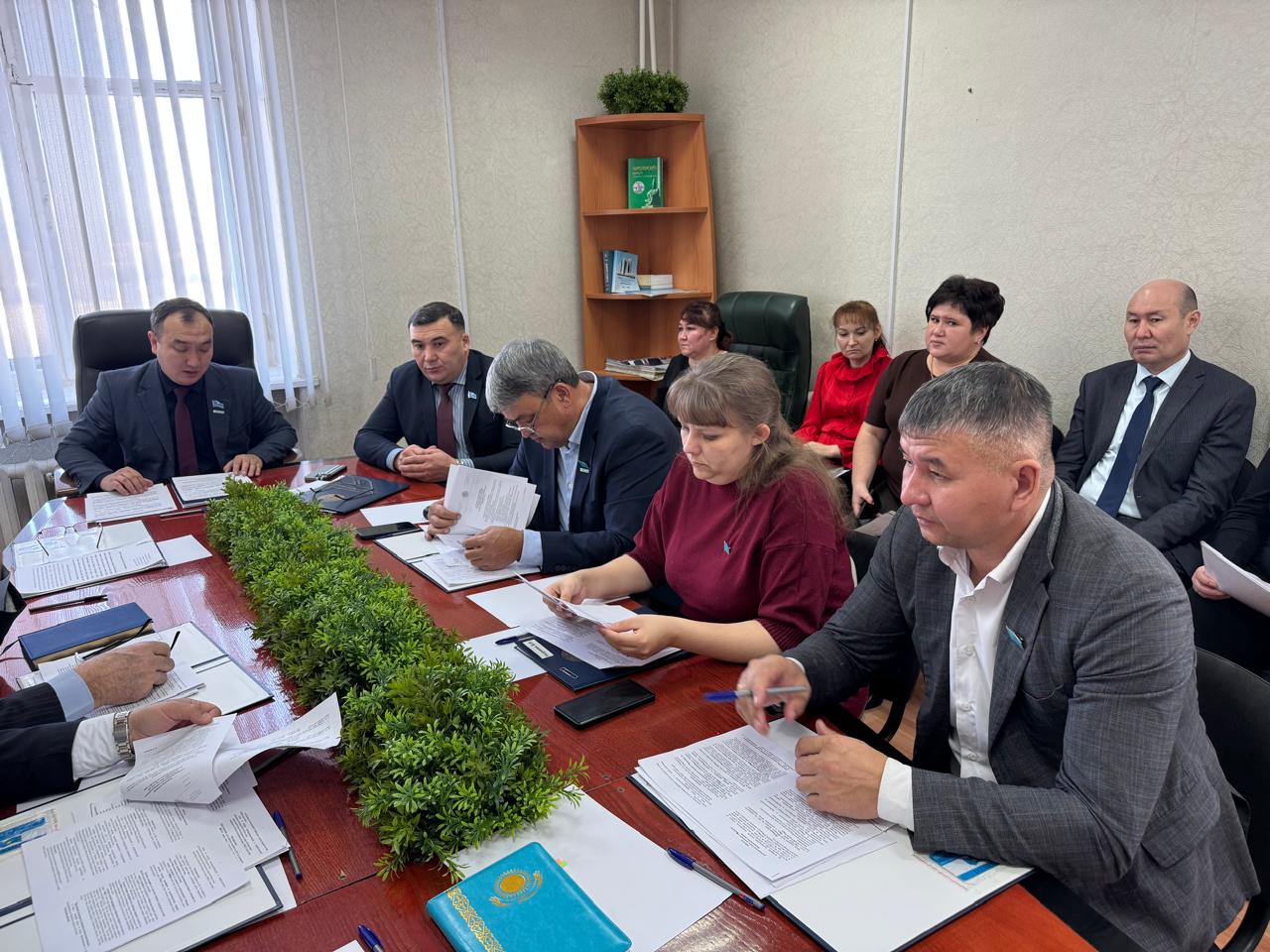 Аудандық мәслихаттың  тұрақты комиссияның отырысы