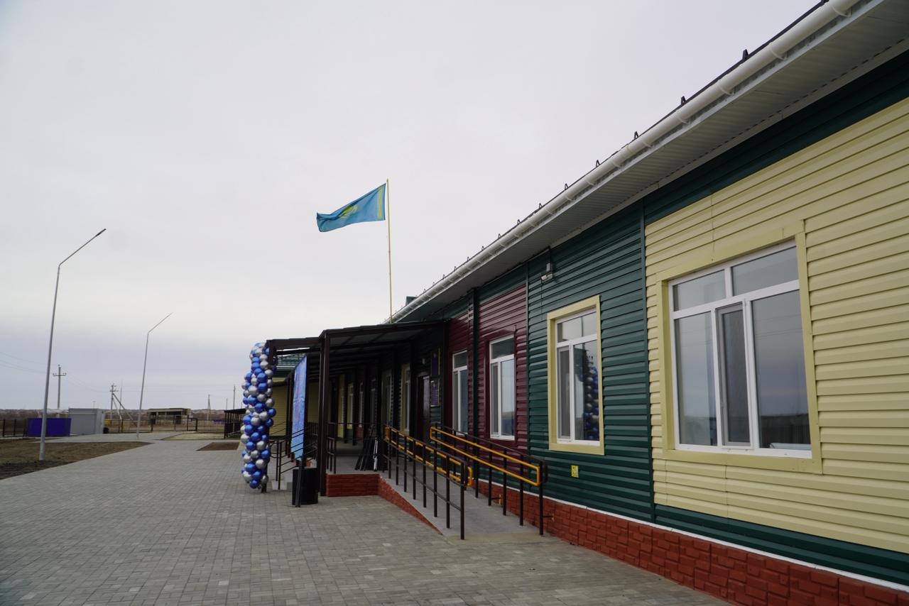 Су тасқынынан зардап шеккен ауылда 100 орындық жаңа балабақша салынды