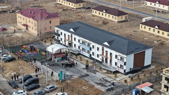 ТҮРКІСТАН: ТӘУЕЛСІЗДІК КҮНІ ҚАРСАҢЫНДА СОЗАҚТА 16 ОТБАСЫ БАСПАНАЛЫ БОЛДЫ