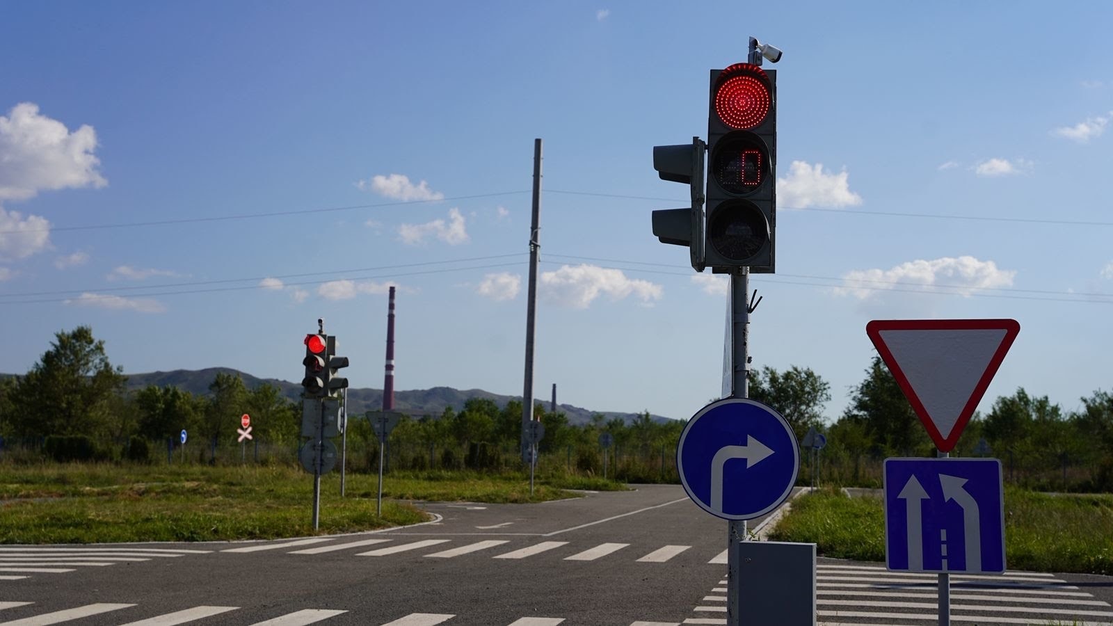 В Усть-Каменогорске практические экзамены для категорий водительских прав С, D, D1 и CE будут приниматься по новому адресу