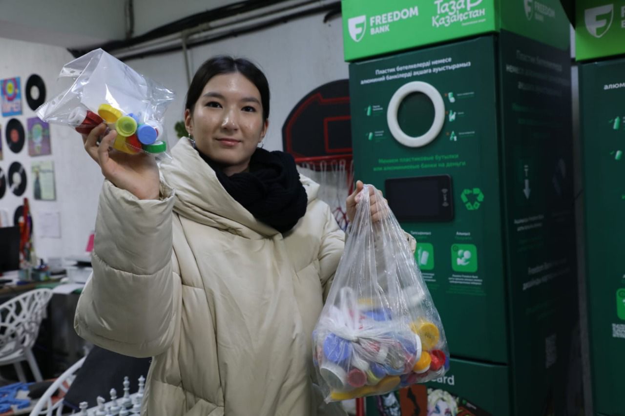 В Алматы стартовала экологическая акция по сбору пластиковых крышек «Добрая крышечка»