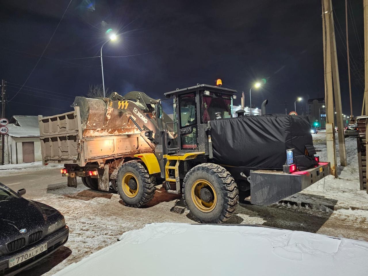 Астанада қар күреу жұмысына 400-ден аса жол жұмысшысы мен 1000-ға жуық арнайы техника жұмылдырылды