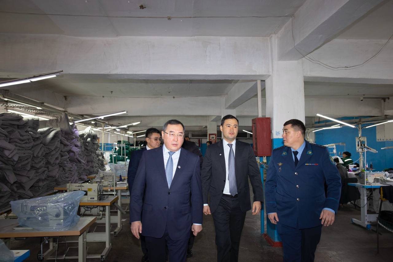 Прокурорлар сотталған әйелдерге жаңа өмірге жол ашты: 100-ден астам жұмыс орны ашылды