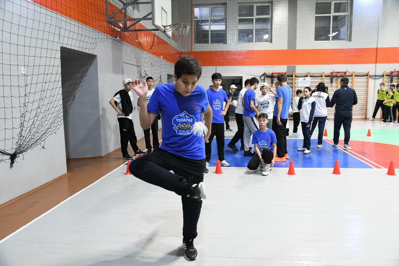 Астанада мектеп оқушылары арасында ұлттық ойындардан «Бала Толағай» чемпионаты өтті