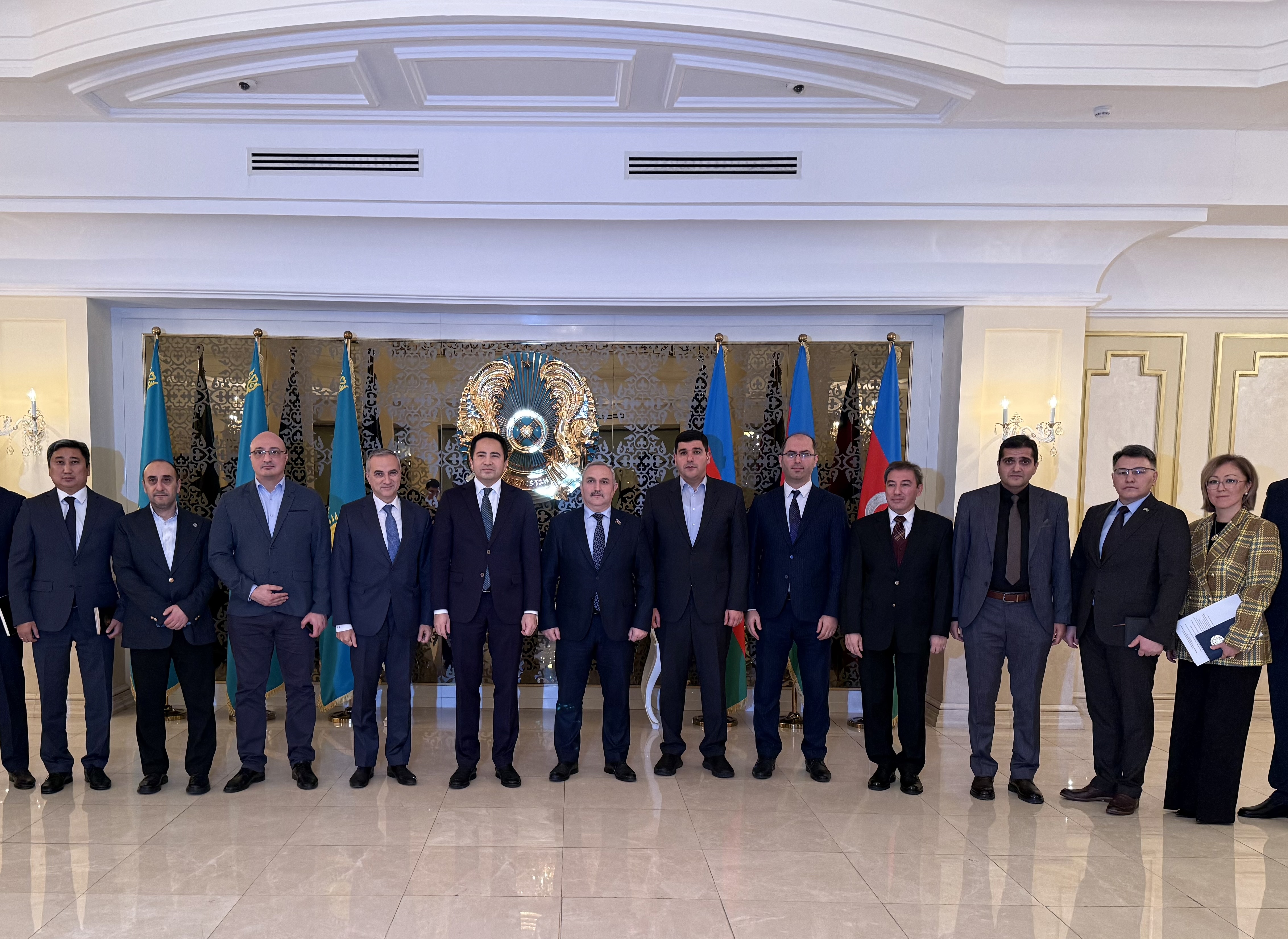 Bakıda Qazaxıstan-Azərbaycan münasibətləri müzakirə olunub