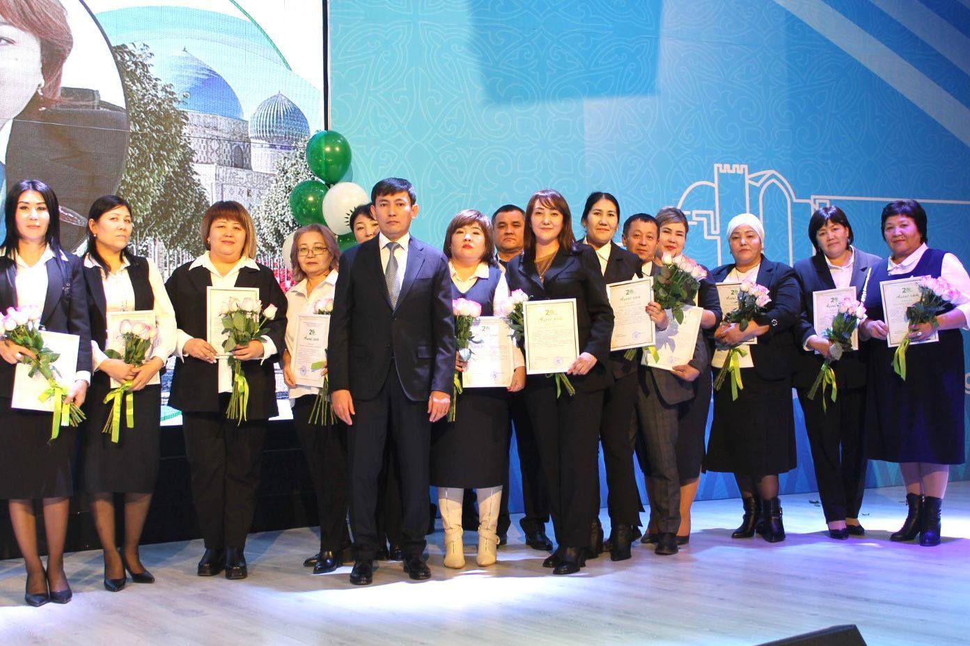 В ТУРКЕСТАНЕ ОТМЕТИЛИ 20-ЛЕТНИЙ ЮБИЛЕЙ ГОСУДАРСТВЕННОЙ КОРПОРАЦИИ «ПРАВИТЕЛЬСТВО ДЛЯ ГРАЖДАН»