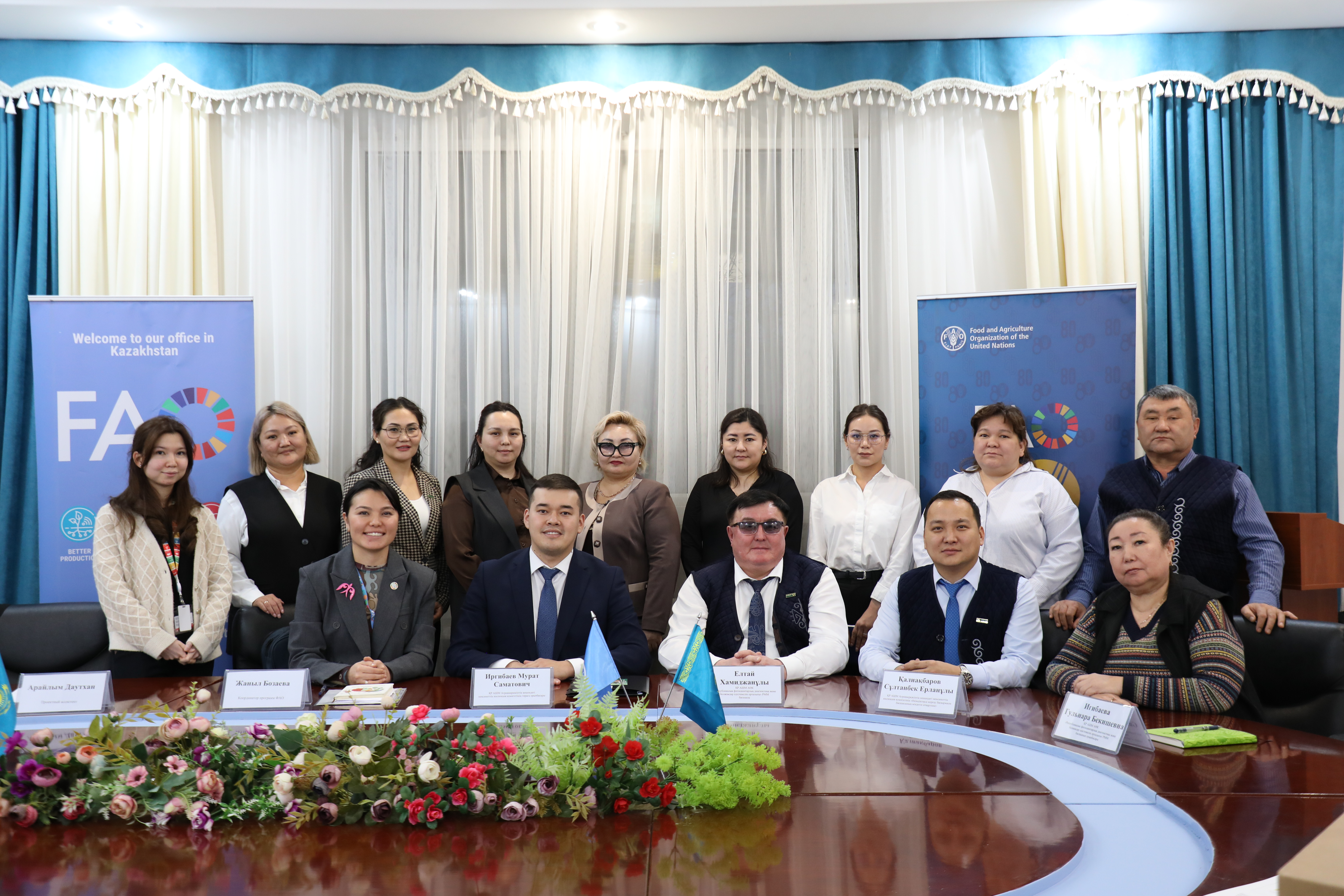 ФАО передала Казахстану оборудование для мониторинга и борьбы с саранчой