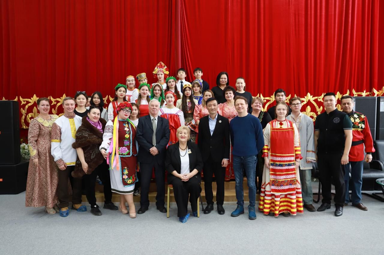 В Атырау состоялся отчетный концерт-выставка славянского этнокультурного объединения «Светоч Атырау»
