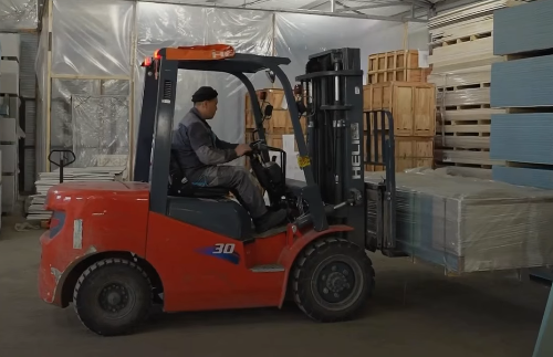 Gipsovinil зауыты