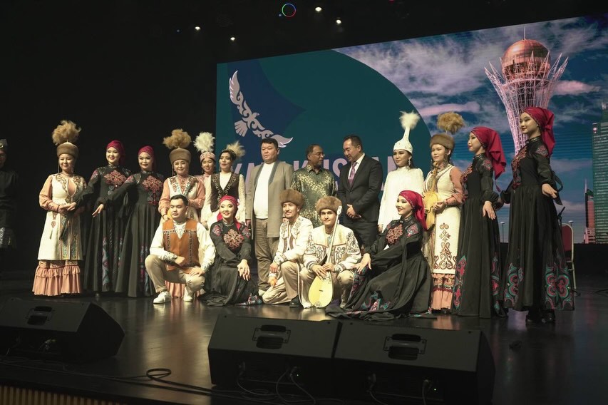 МАЛАЙЗИЯ ЕЛІНДЕ ҚАЗАҚСТАННЫҢ МӘДЕНИЕТІ ТАНЫСТЫРЫЛДЫ