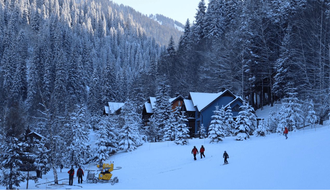 Новый бренд Алматинской области: самый большой каток в Казахстане принимает туристов