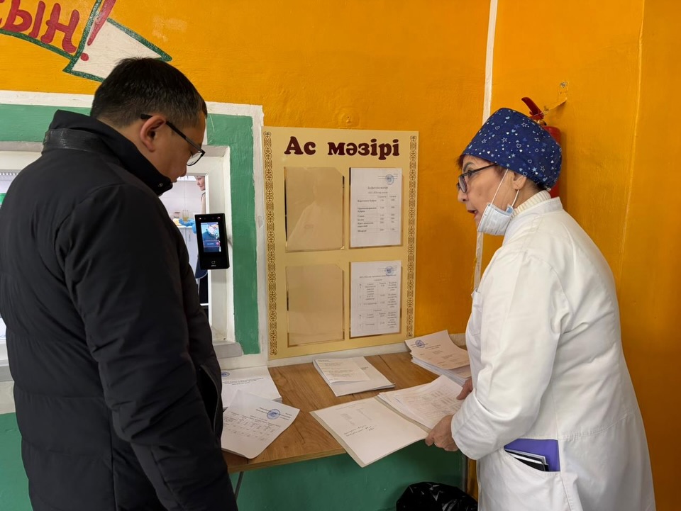 Рабочий объезд образовательных учреждений района