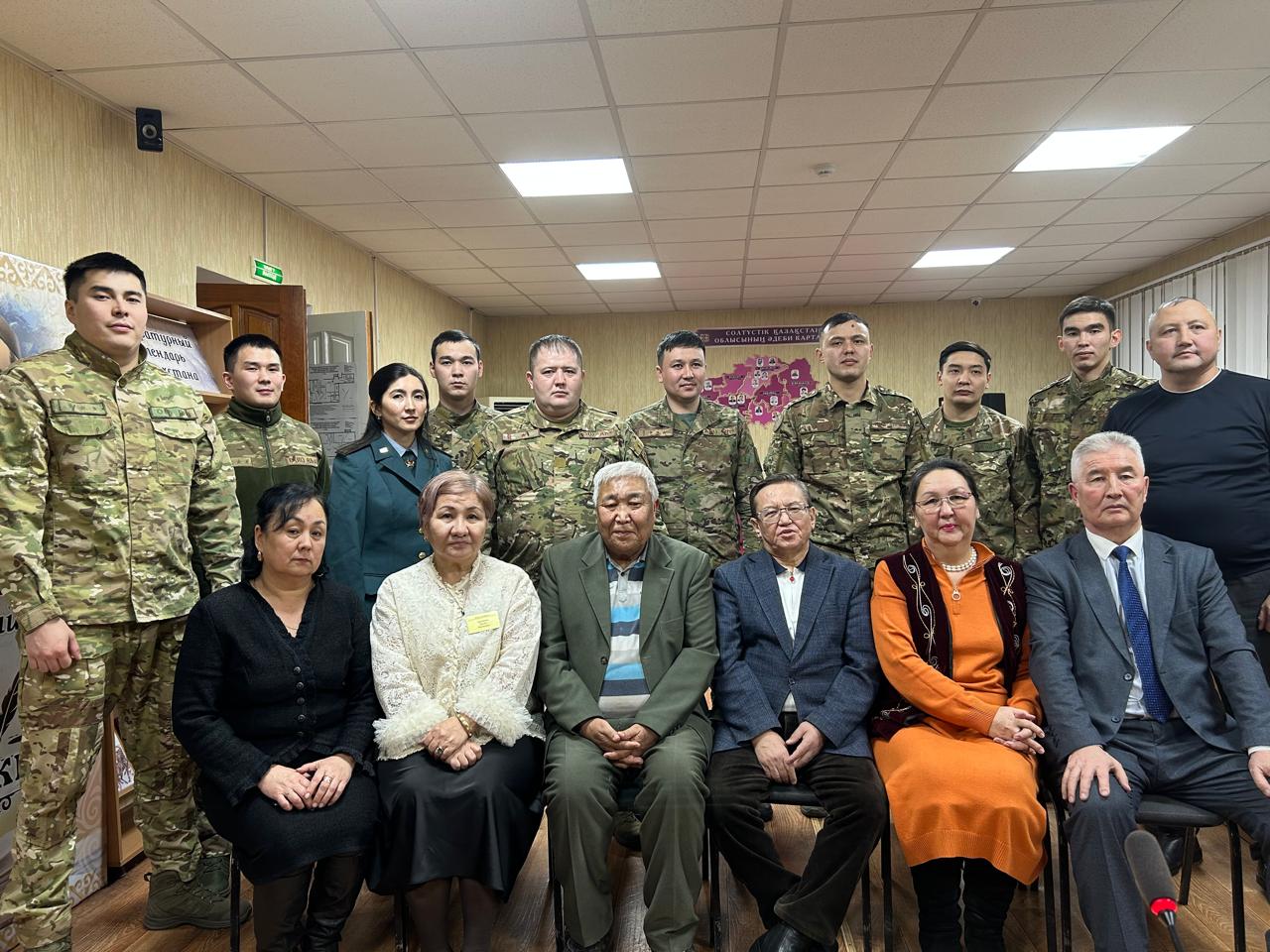 Патриотическая встреча на тему «Желтоксан — свет, озаривший сознание».