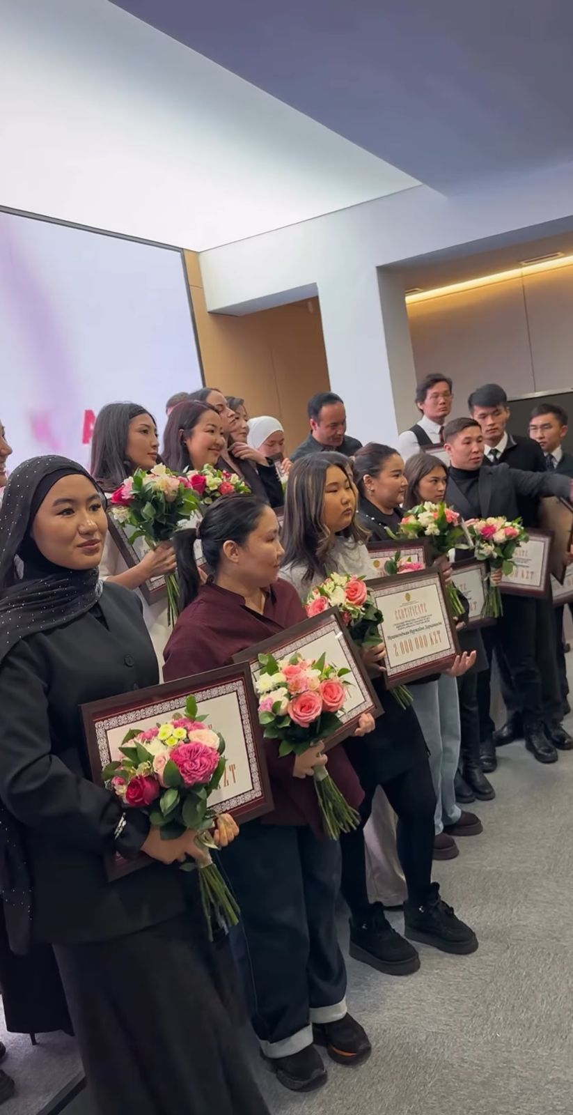 «Тәуелсіздік ұрпақтары» гранттары, жеңімпаздарды марапаттау