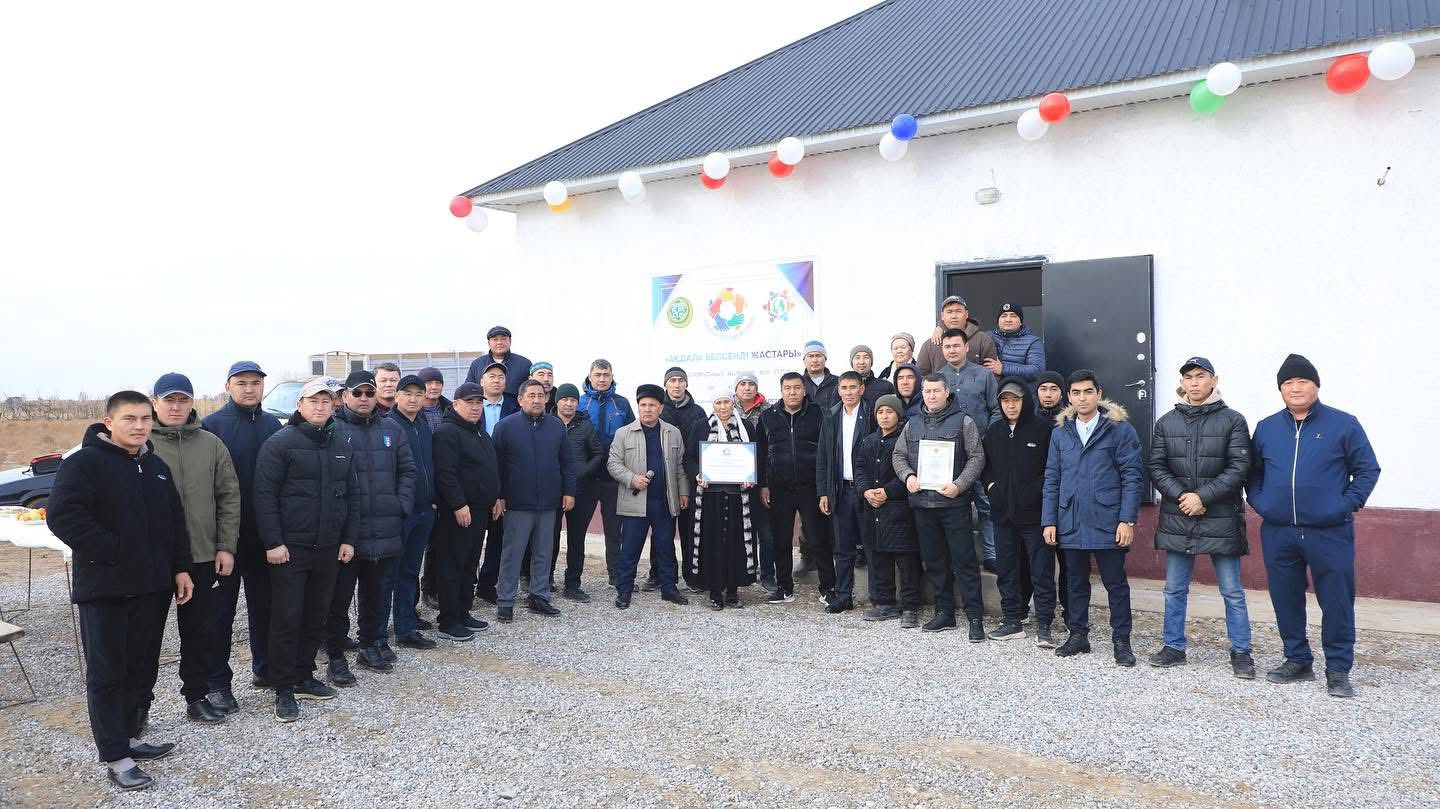 ТҮРКІСТАН: ТӘУЕЛСІЗДІК КҮНІ АРЫСТЫҚ ЖАСТАР АСАР ДӘСТҮРІМЕН МҰҚТАЖ ОТБАСЫҒА БАСПАНА СЫЙЛАДЫ