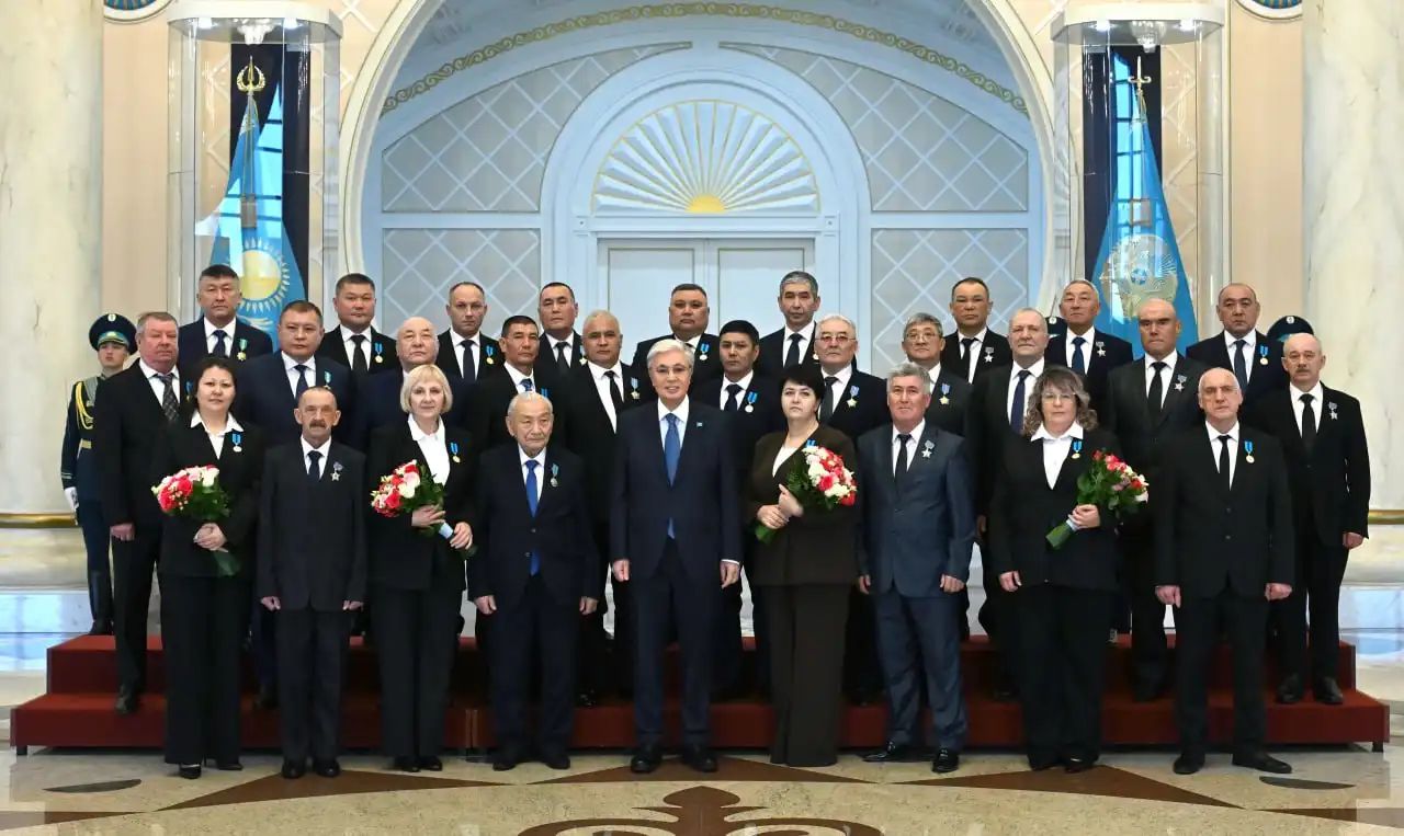 Мемлекет басшысы энергетика саласы қызметкерлерін кәсіби мерекесімен құттықтады