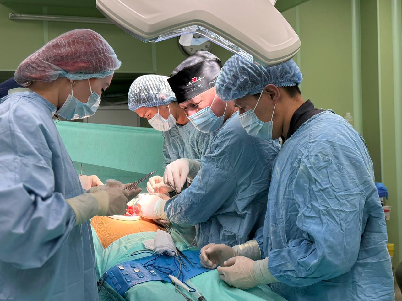 Жамбылские хирурги перенимают опыт национального центра