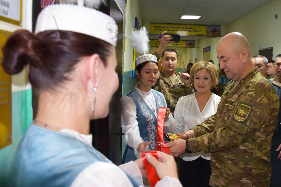 Құрлық әскерлерінің әскери институтында Бауыржан Момышұлы атындағы оқу сыныбы ашылды