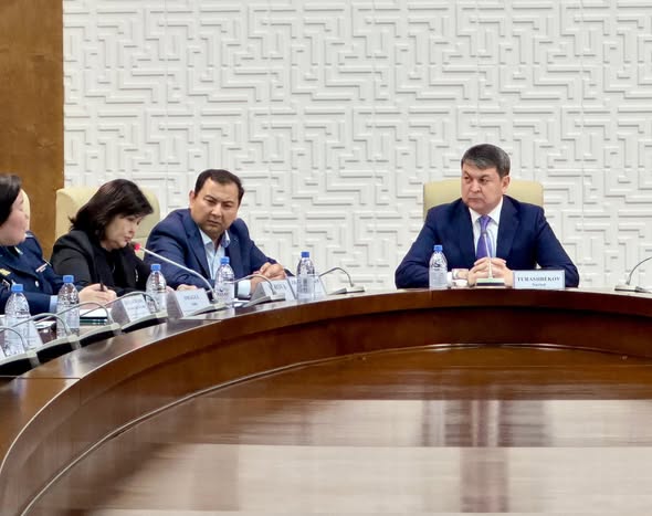 ТҮРКІСТАН: ЗАҢ ТАЛАПТАРЫН САҚТАУ ЖӨНІНДЕ МӘЖІЛІС ӨТТІ