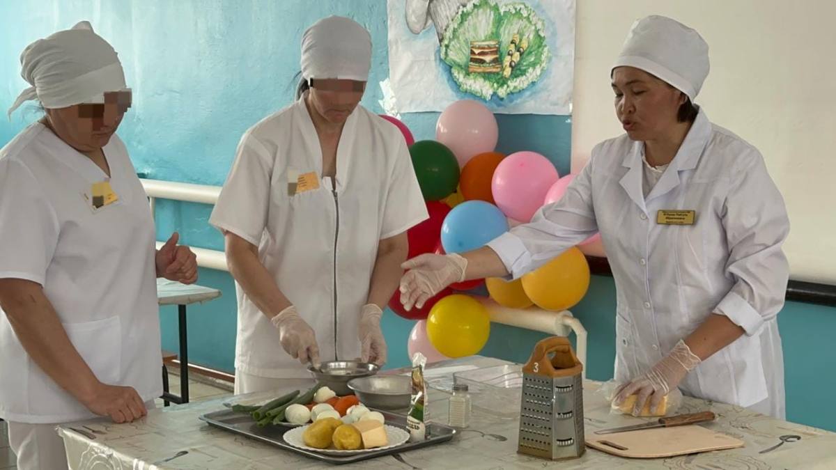 Абай облысындағы әйелдер колониясында аспаздық бойынша шеберлік сабағы өтті.