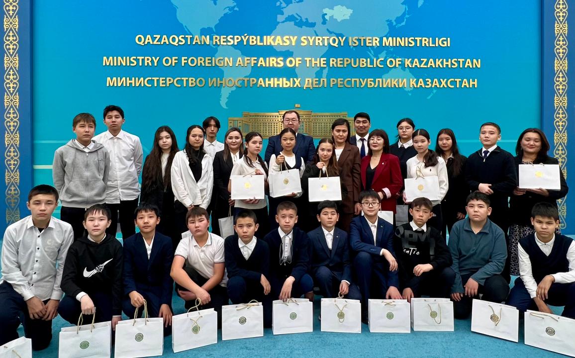 Kosshy Students Learned About the History and Evolution of Independent Kazakhstan’s Diplomacy