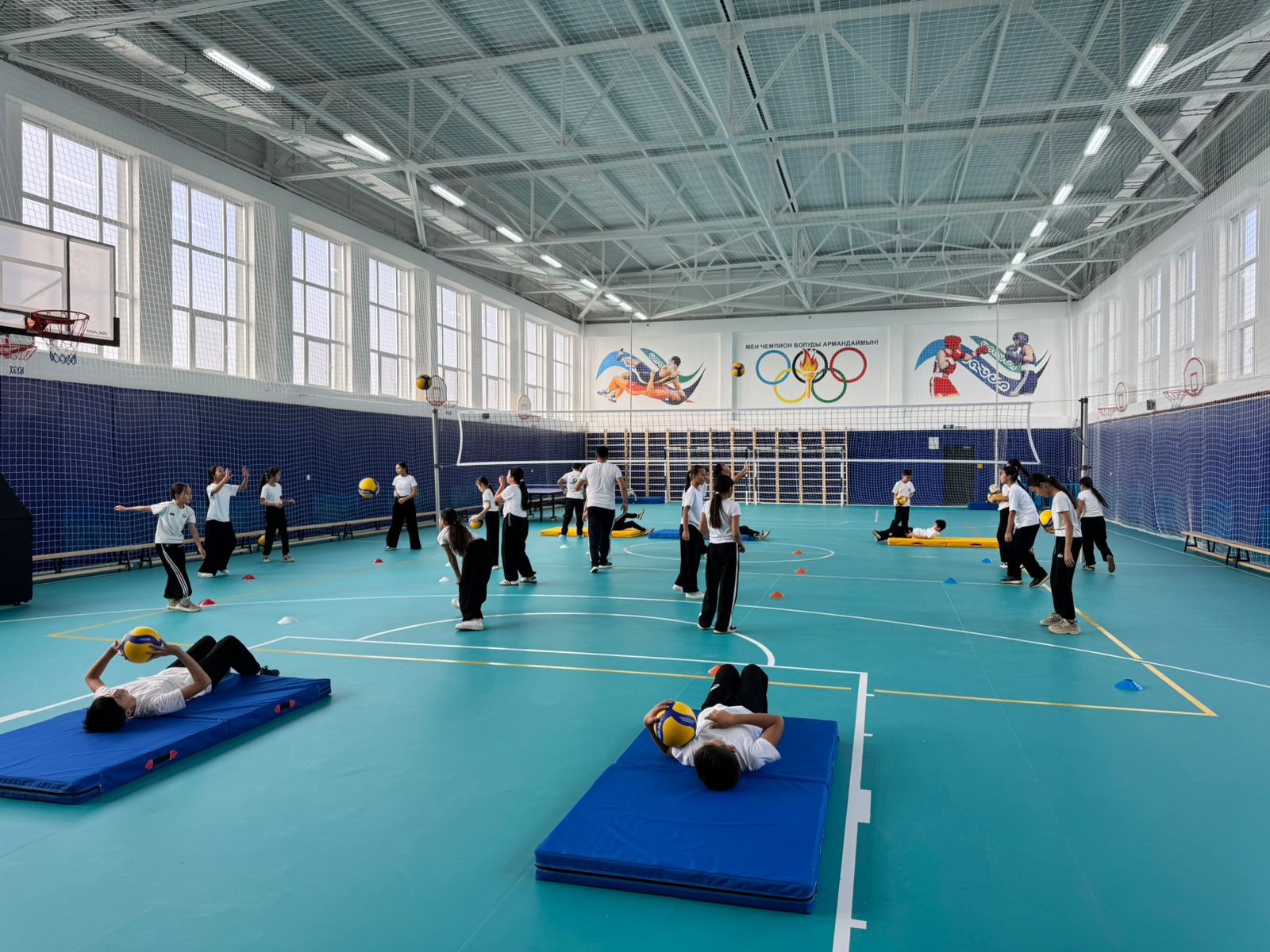 В микрорайоне Шолдала открылась школа на 600 мест