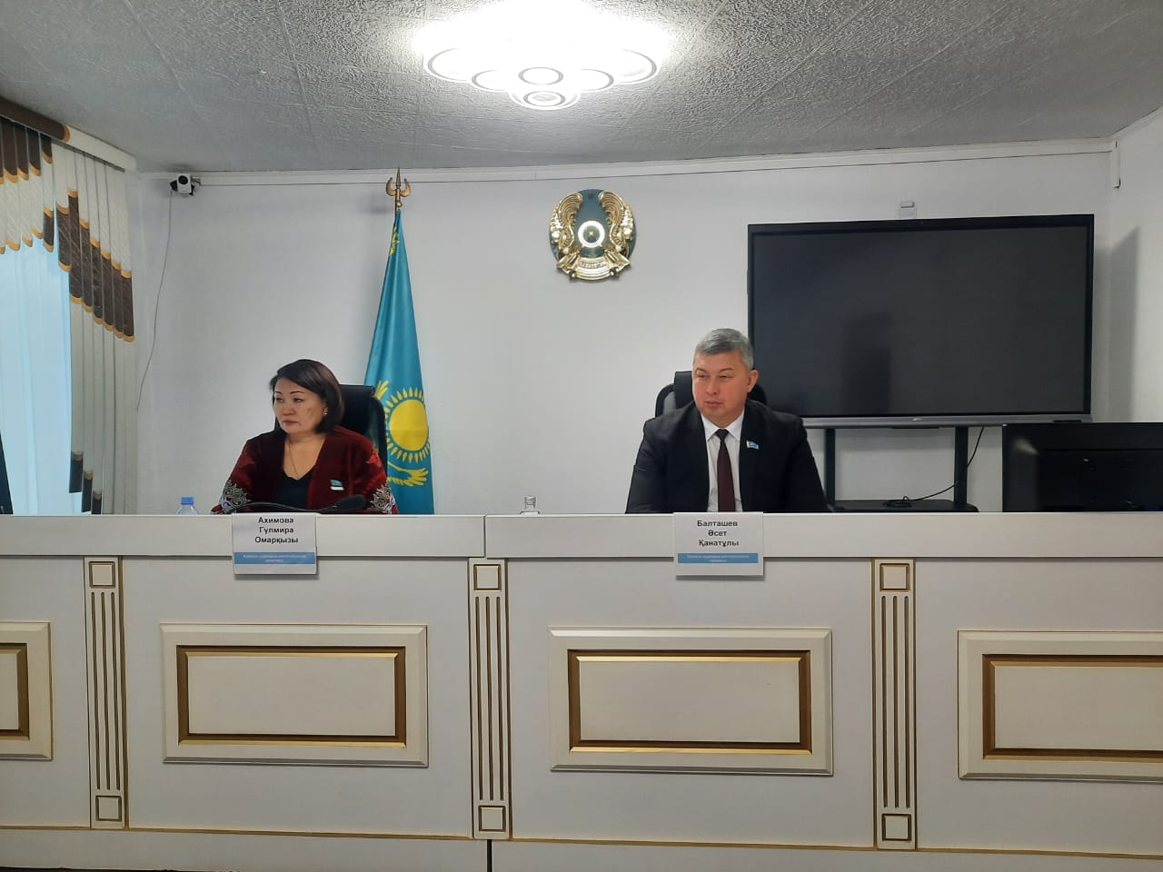 Аудандық мәслихаттың тұрақты комиссияларының отырысы