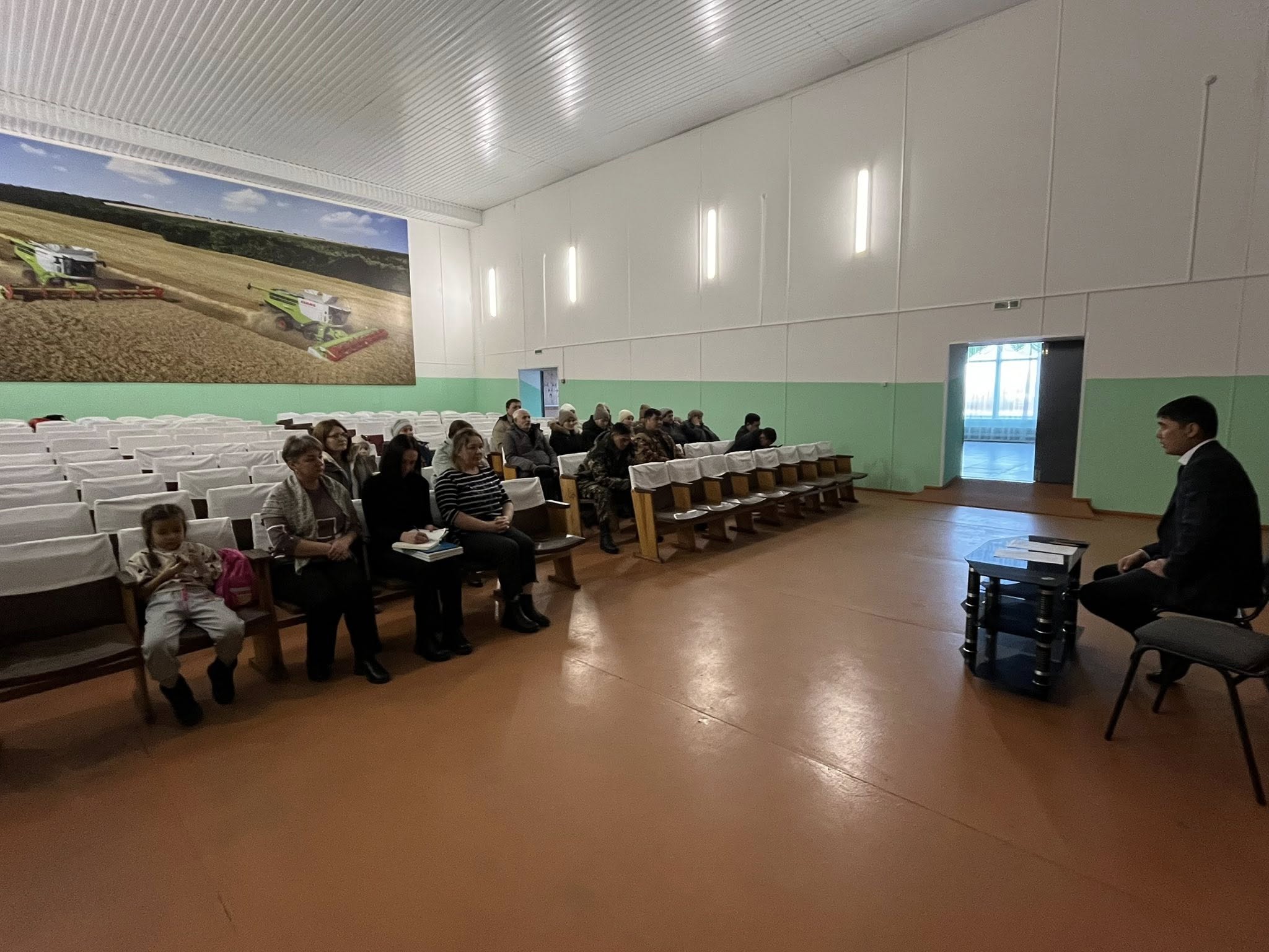 Халықпен кездесу