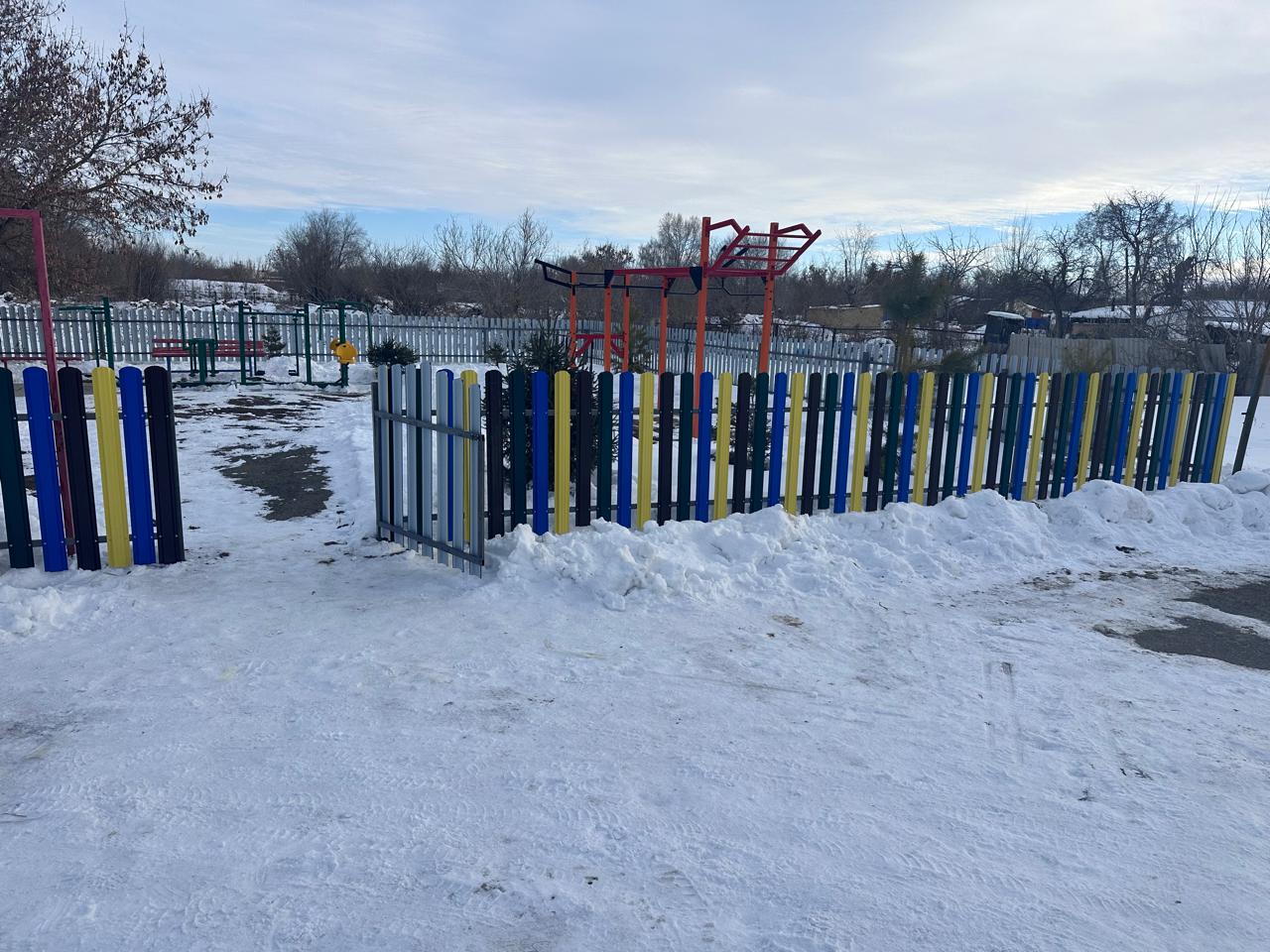 Балалар ойын алаңын абаттандыру