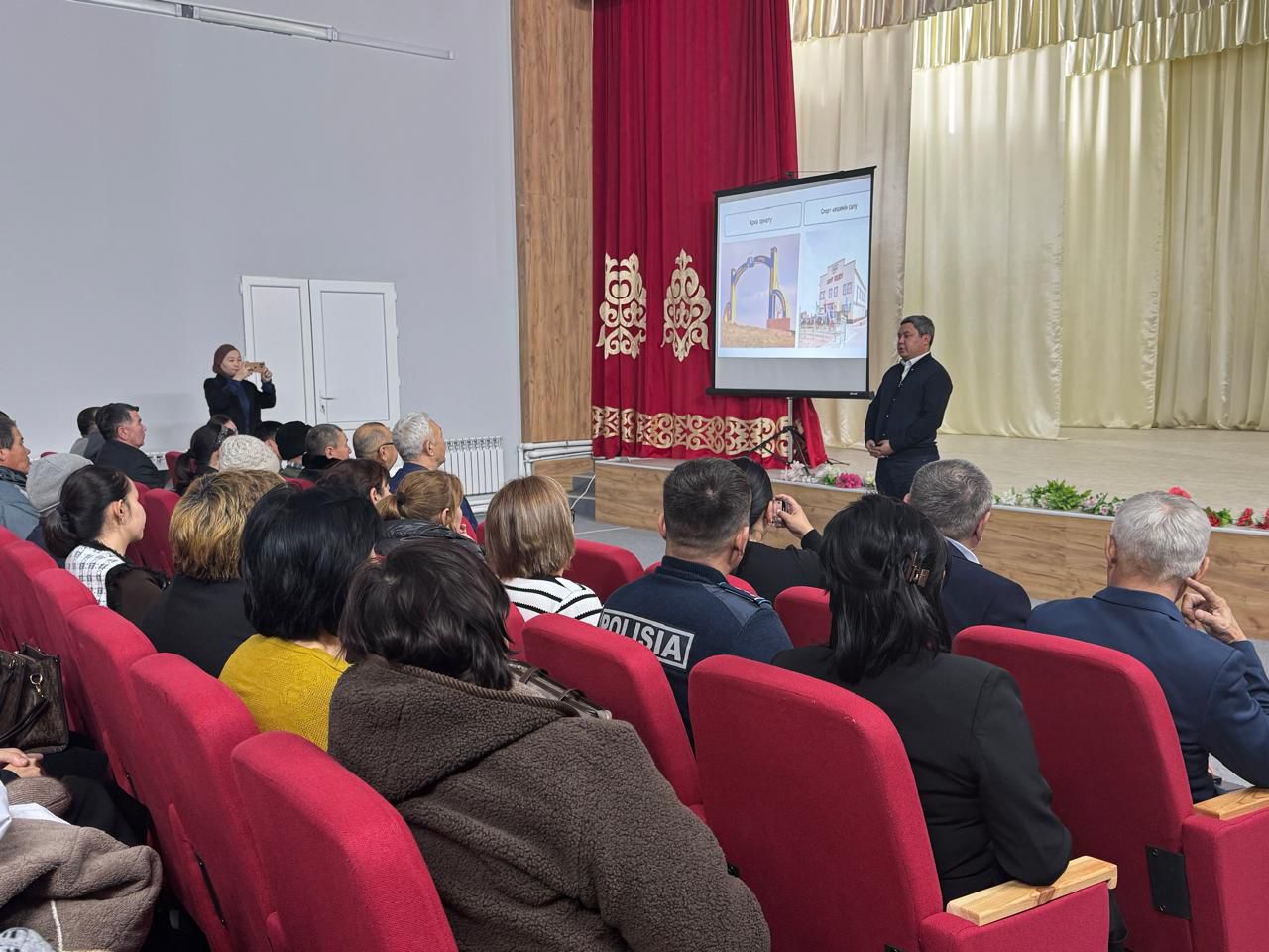 ВСТРЕЧИ С НАСЕЛЕНИЕМ ПРОДОЛЖАЮТСЯ