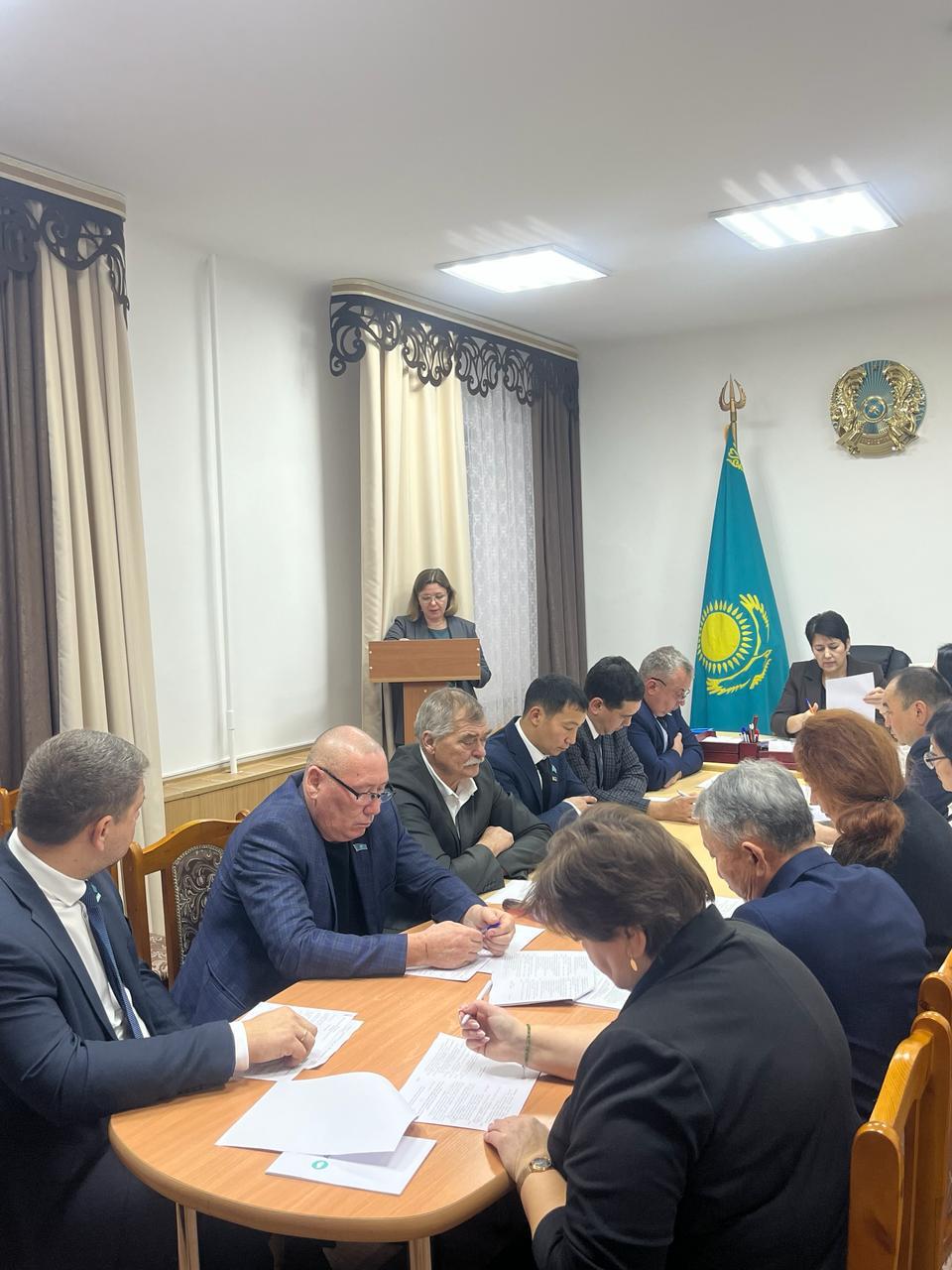 Бүгін VIII сайланған Шарбақты аудандық мәслихатының LI кезектен тыс сессиясының отырысы өтті.