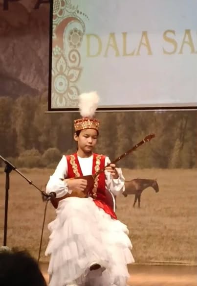 ШАРДАРАЛЫҚ ОҚУШЫ РЕСПУБЛИКАЛЫҚ ӨНЕР БАЙҚАУЫНДА І ОРЫН ЖЕҢІП АЛДЫ