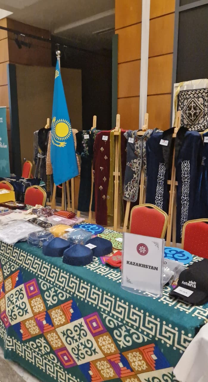 2025 жылғы 29 қарашада Мәртебелі Ханшайым Лалла Мерием Рабаттағы Ұлттық кітапханада жыл сайынғы  "Халықаралық дипломатиялық қайырымдылық базары 2025" ашылу салтанатын өткізді.