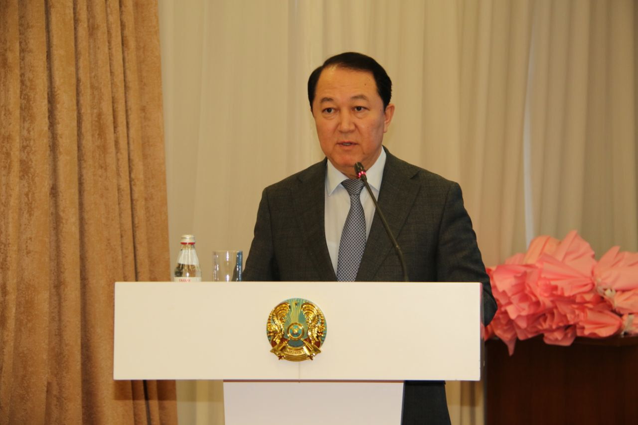 ЭНЕРГЕТИКТЕР КҮНІНЕ ОРАЙ САЛА МАМАНДАРЫ МАРАПАТТАЛДЫ