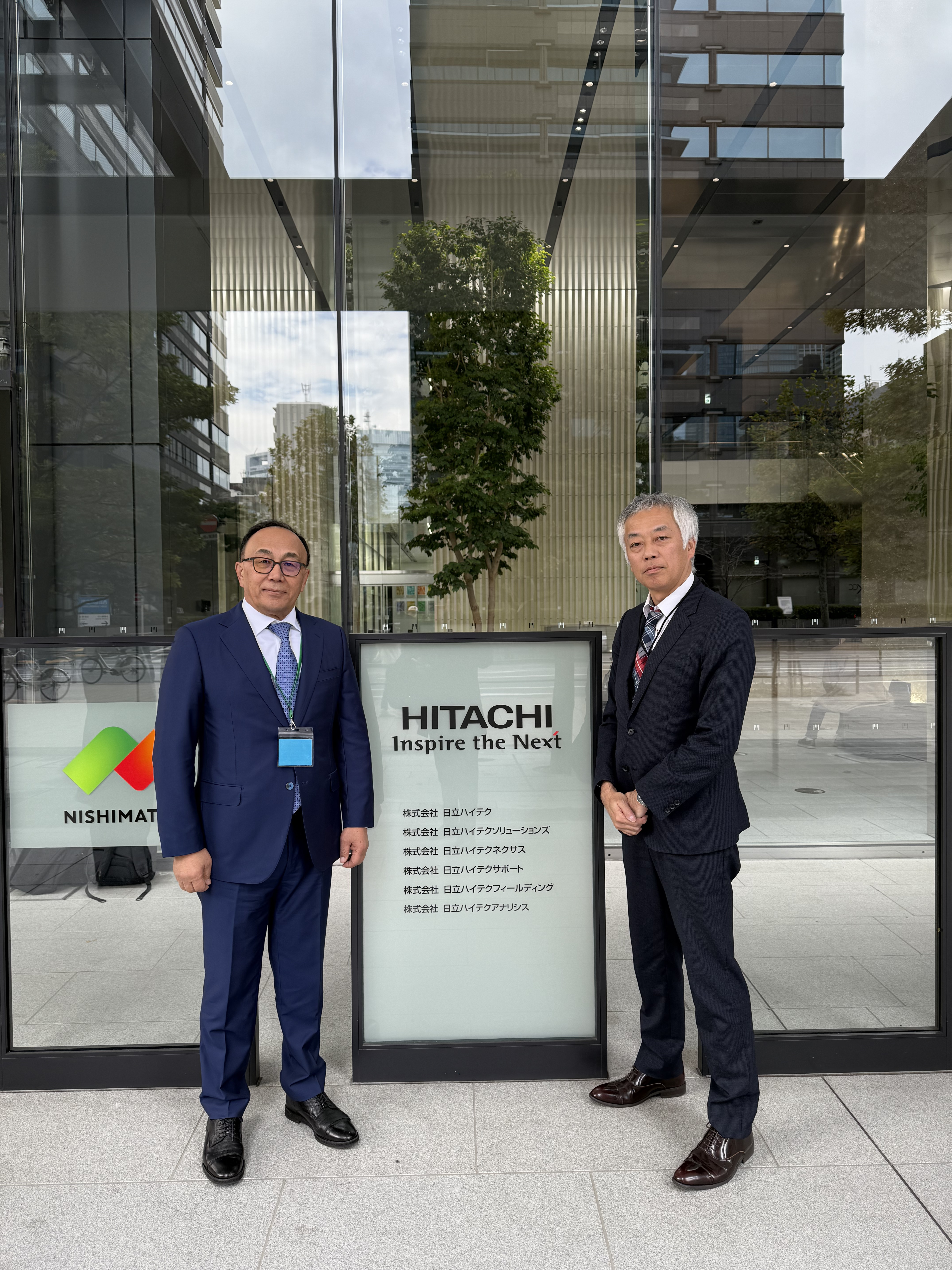 ЕҰУ мен Hitachi High-Tech Europe GmbH бірлескен ғылыми зерттеулер жүргізеді