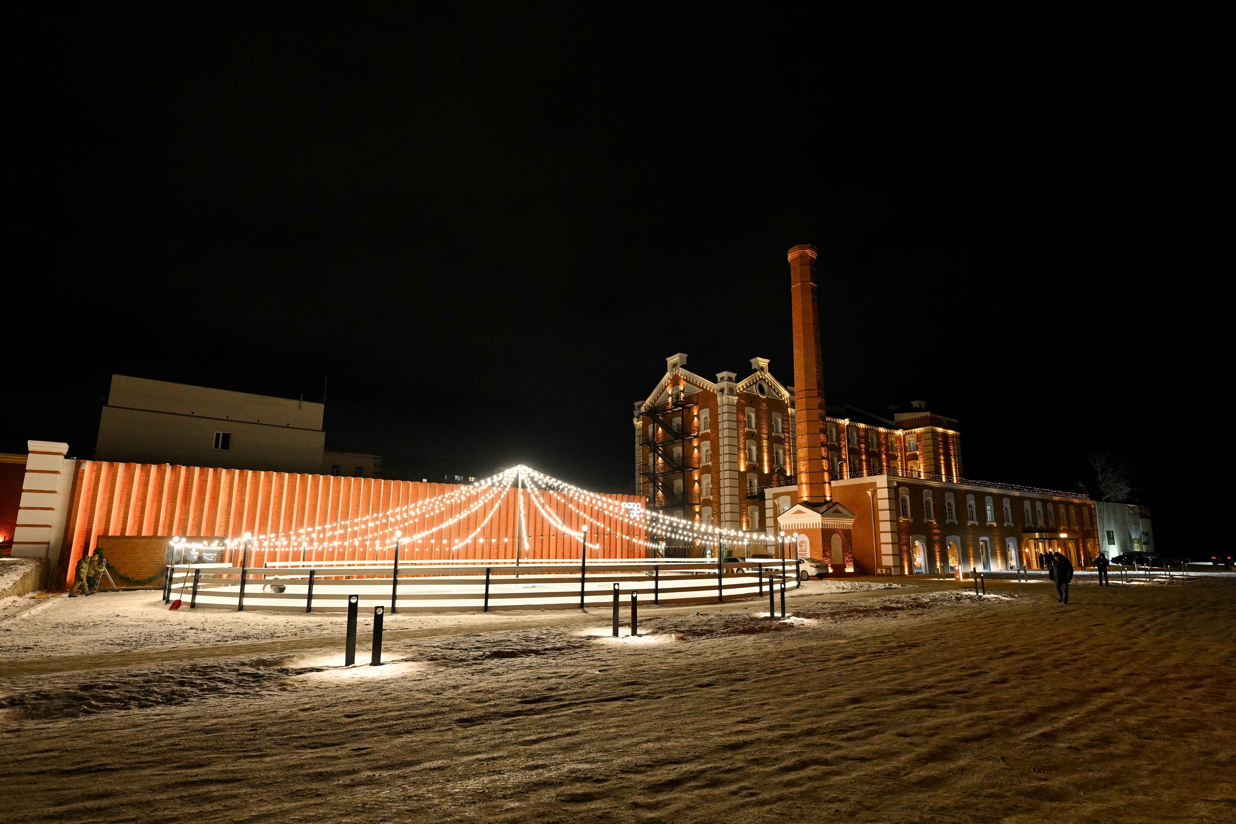 Семейде бес жұлдызды қонақ үй және мейрамхана кешені ашылды