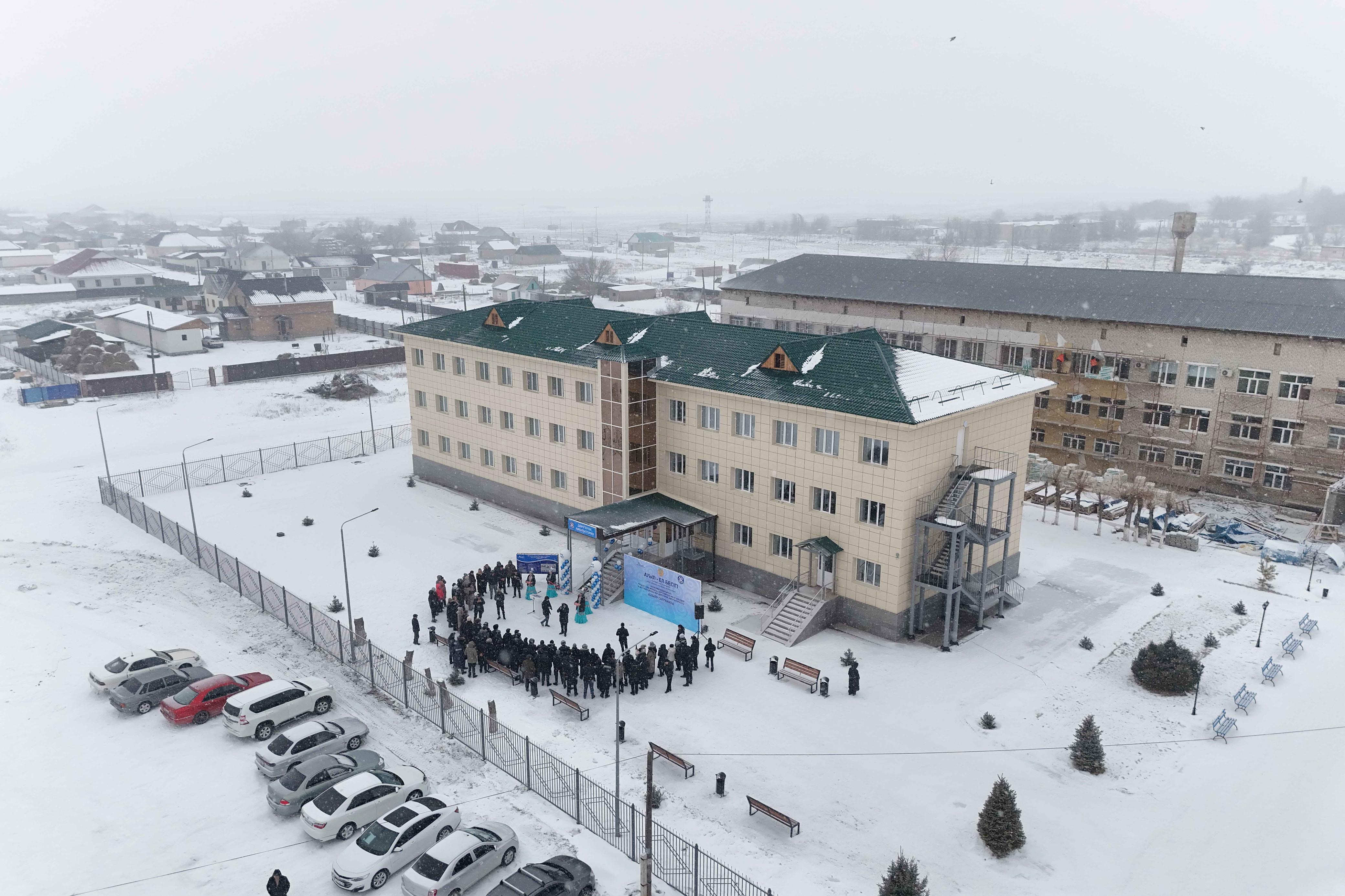 Мақаншы ауылында 27 жыл бойы құрылысы аяқталмай тұрған ғимарат дәрігерлік амбулатория ретінде ашылды