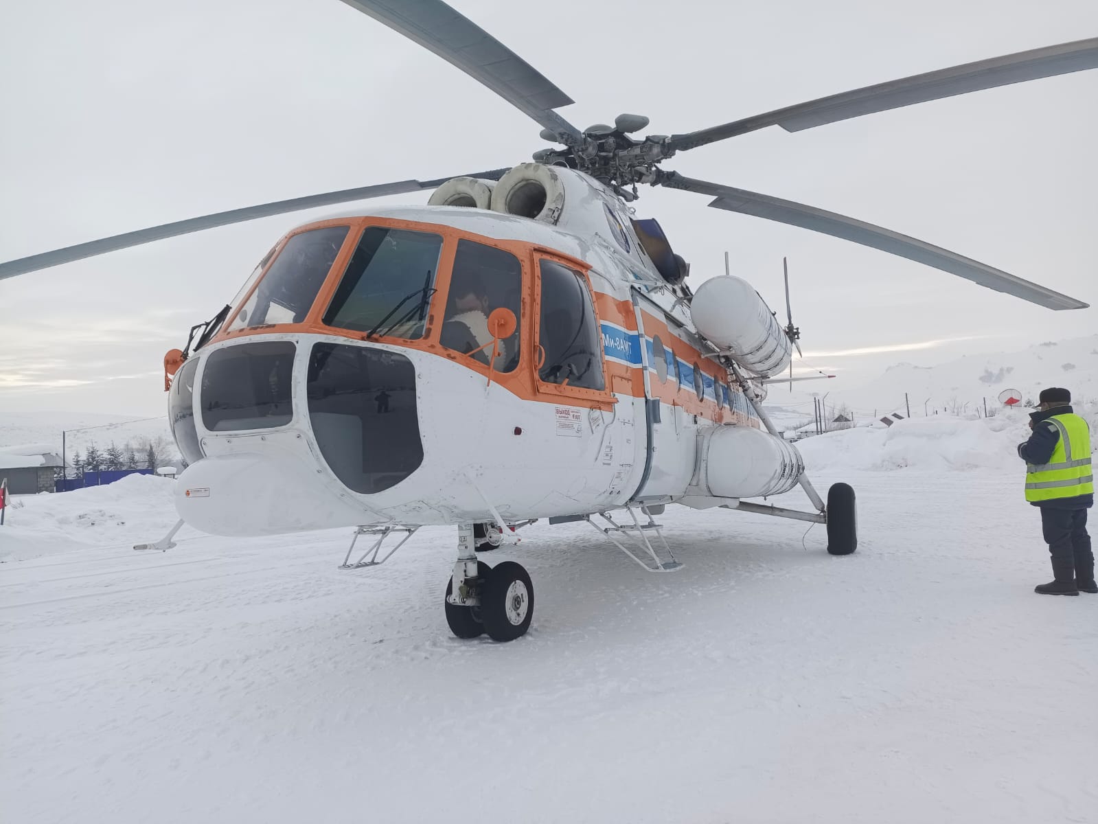 Беременная женщина экстренно доставлена вертолетом  «Казавиаспас» МЧС в медучреждение