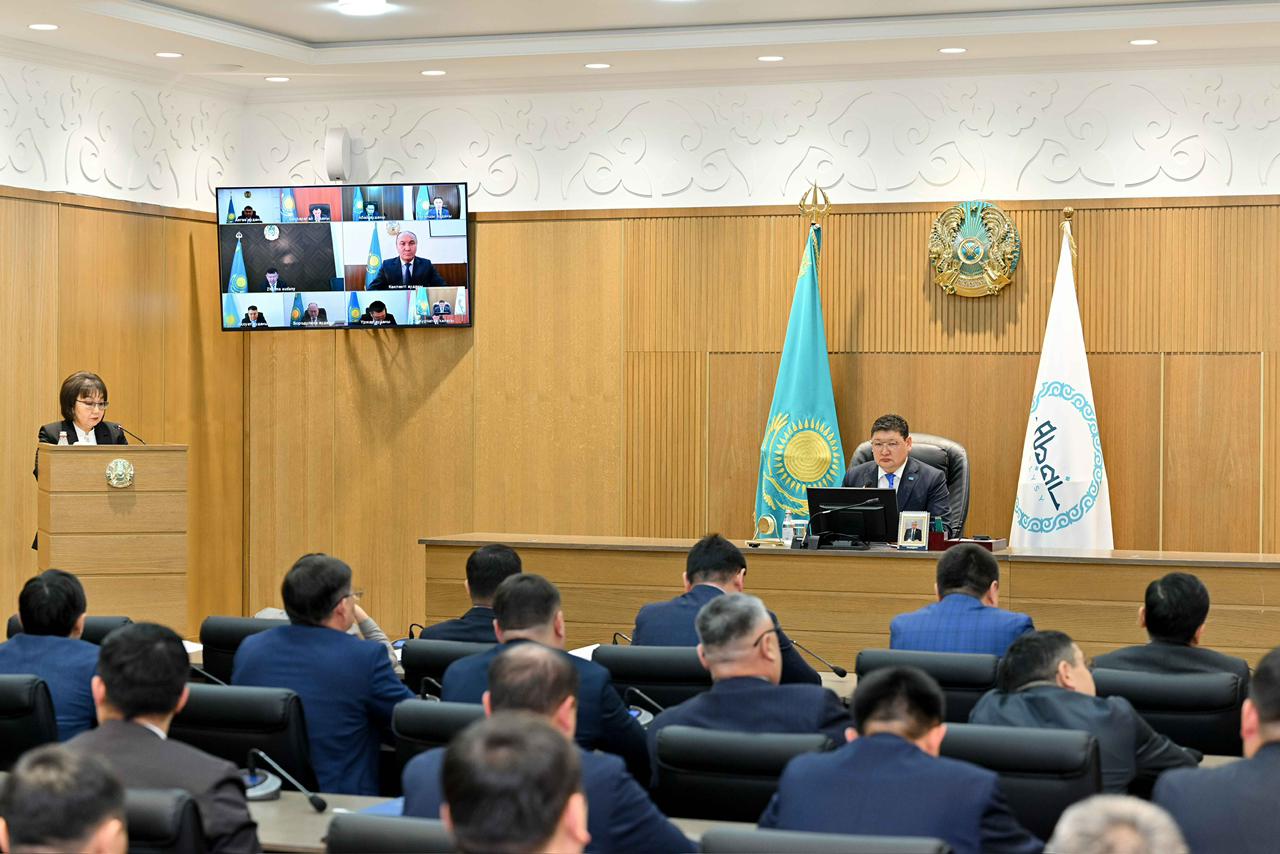 Әкімдік отырысы өтті