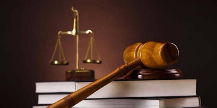 "Атқарушылық іс жүргізу бойынша сот орындаушысының атқарушылық іс жүргізуді тоқтата тұру міндеті" тақырыбында тікелей эфирде ақпарат берді