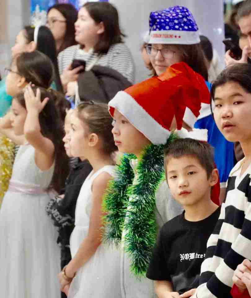 Новогодняя ёлка акима района «Сарыарка»