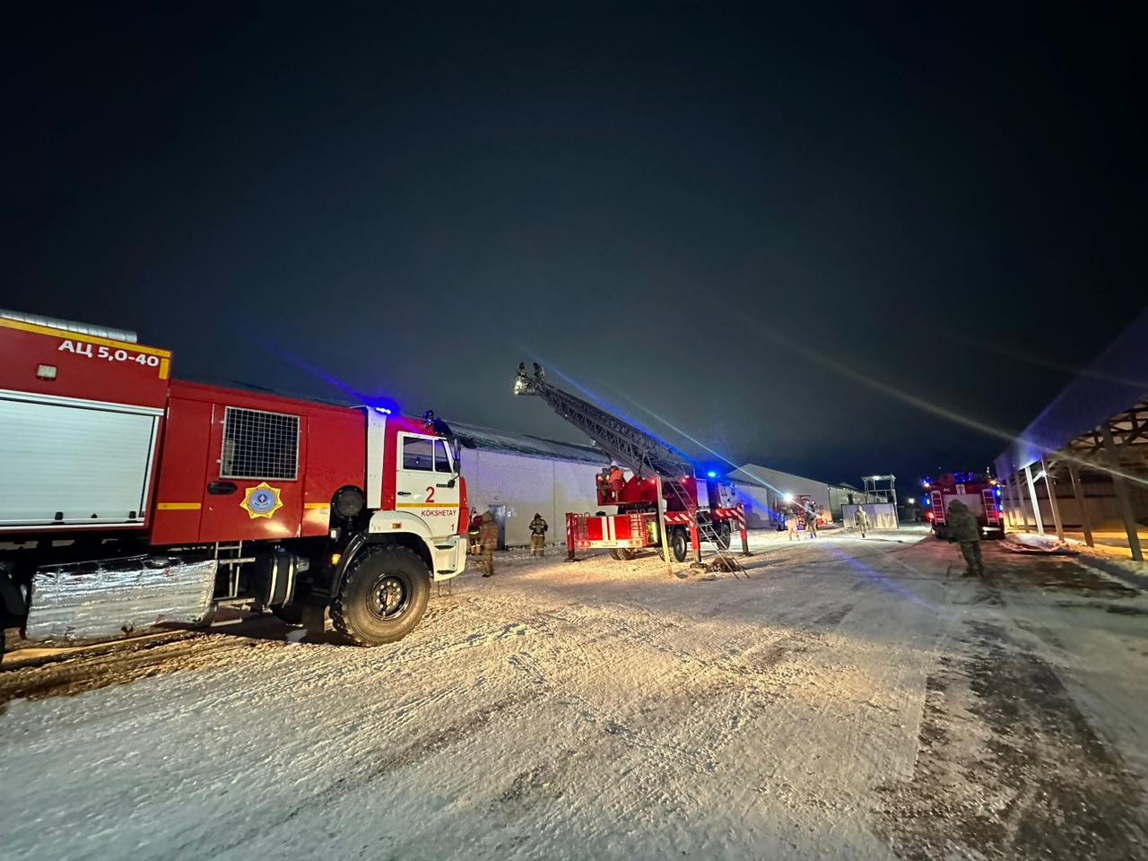 В Кокшетау прошли пожарно-тактические учения на территории северной промзоны