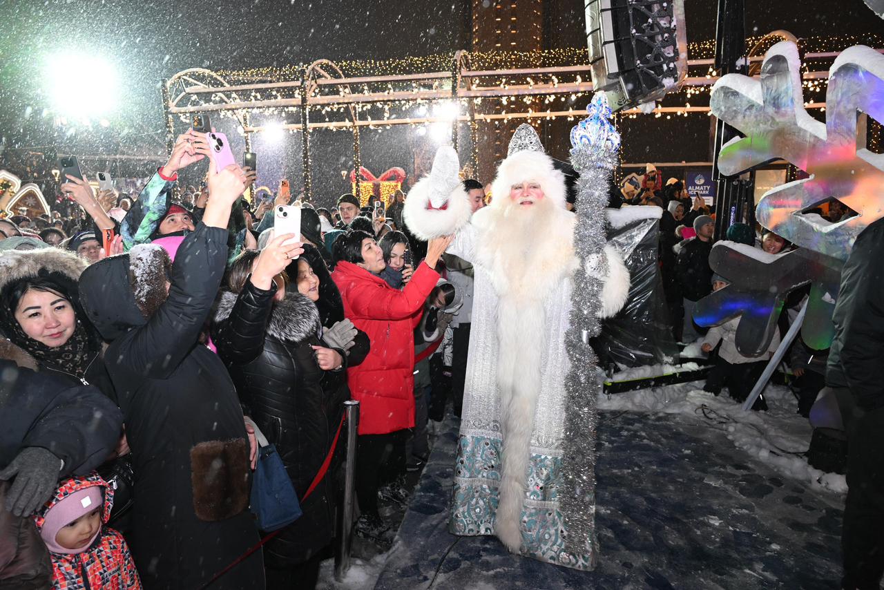 В Алматы стартовал зимний городской фестиваль «Жаңа жыл на Панфилова»