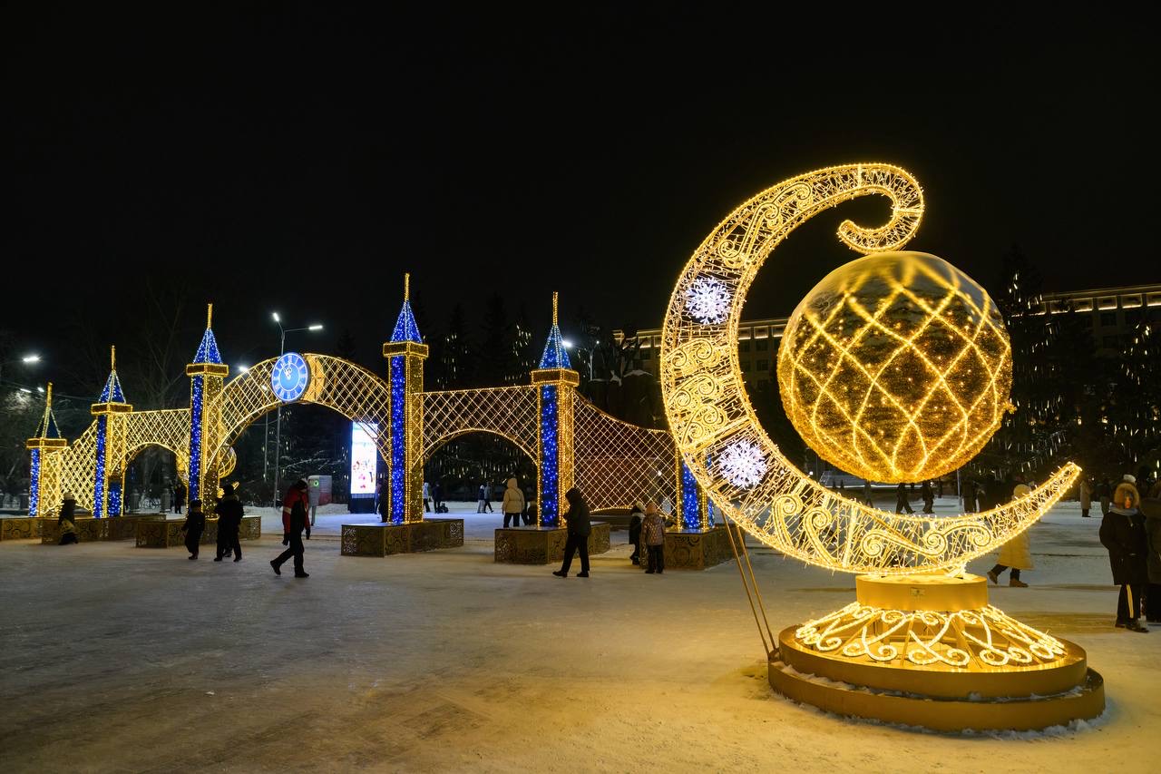 В СКО зажгли главную елку!