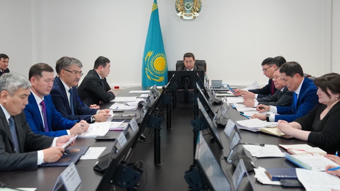 Айдарбек Сапаров поручил активизировать работу по интеграции отраслевых систем в единый цифровой контур  &nbsp;