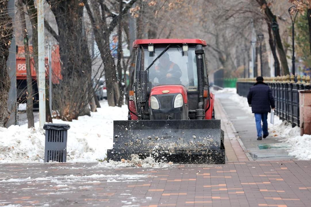 Алматыда жаңа жылдағы мереке күндерінде коммуналдық қызметтердің дайындығы күшейтіледі