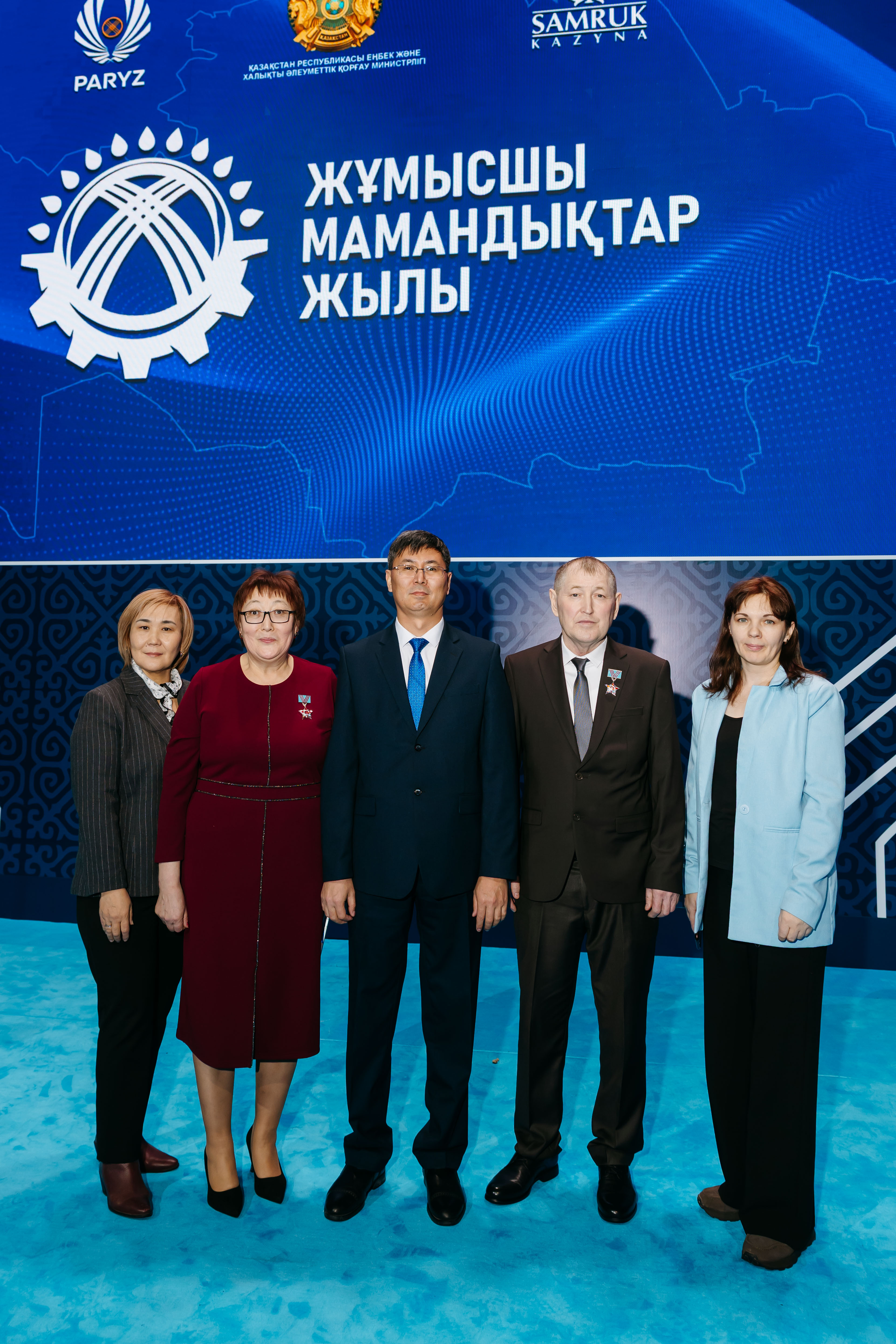 в городе Астане  в рамках проведения Года рабочих профессий состоялась торжественная церемония награждения лауреатов республиканского конкурса «Еңбек жолы»