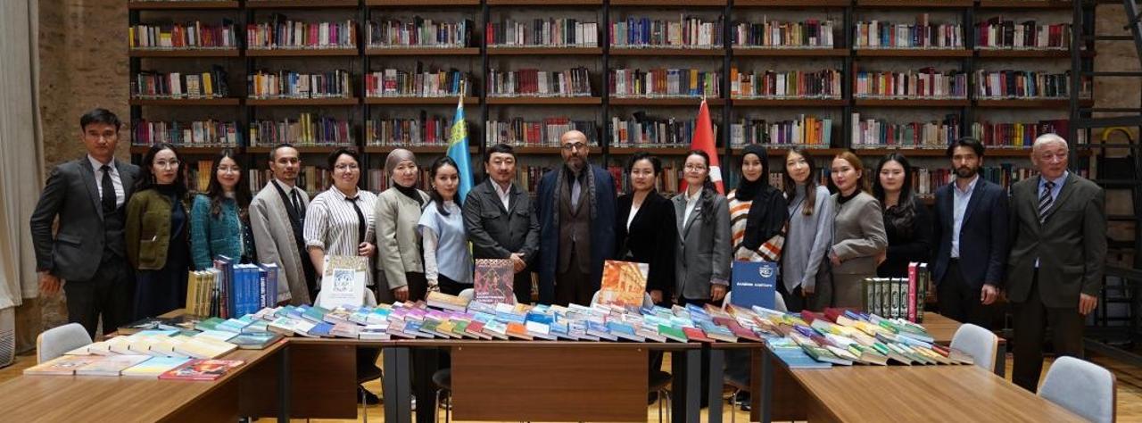 İstanbul’da “Kazakistan Bilim ve Edebiyat Köşesi” Açıldı