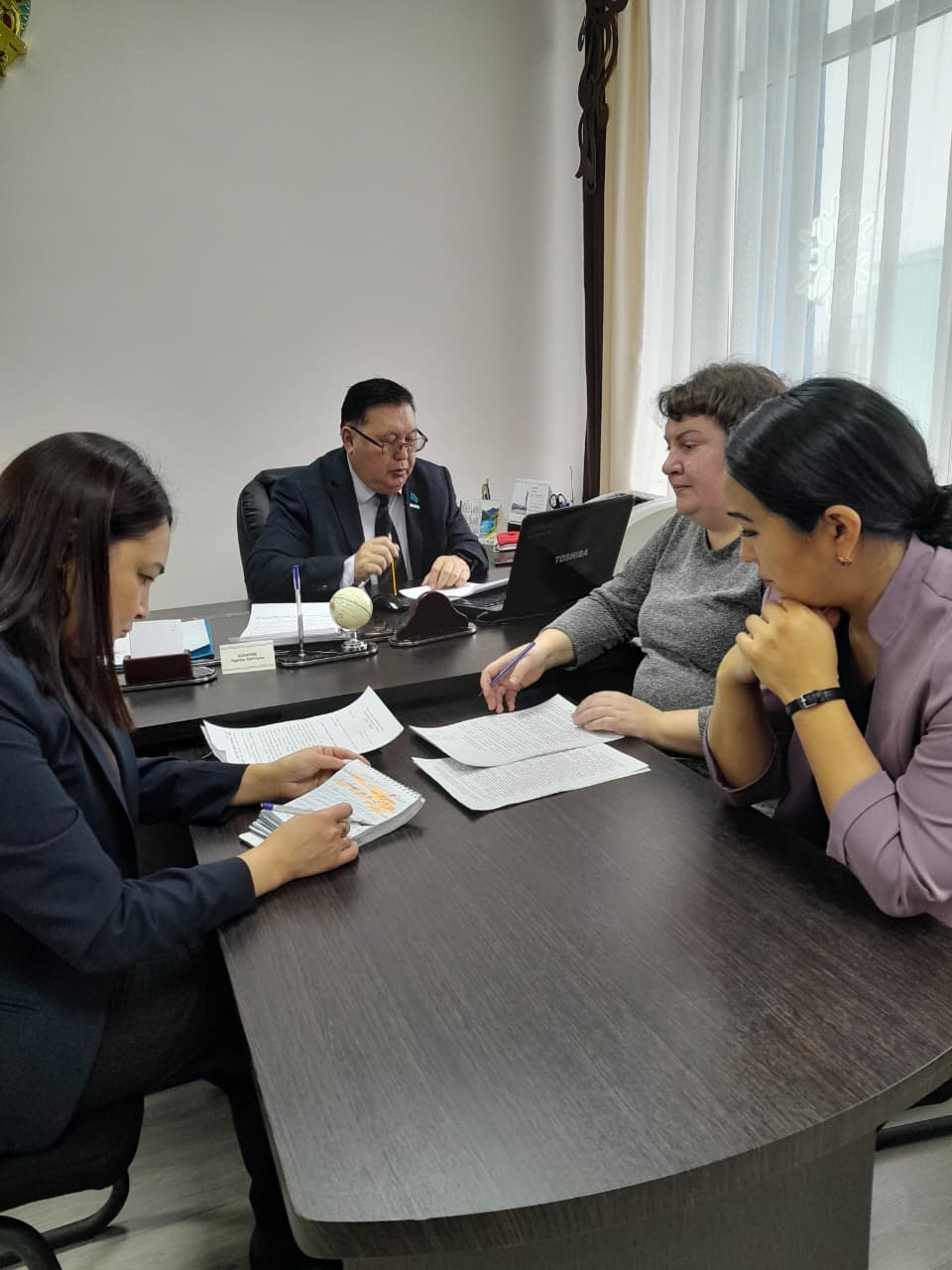 Состоялась внеочередная сессия районного маслихата