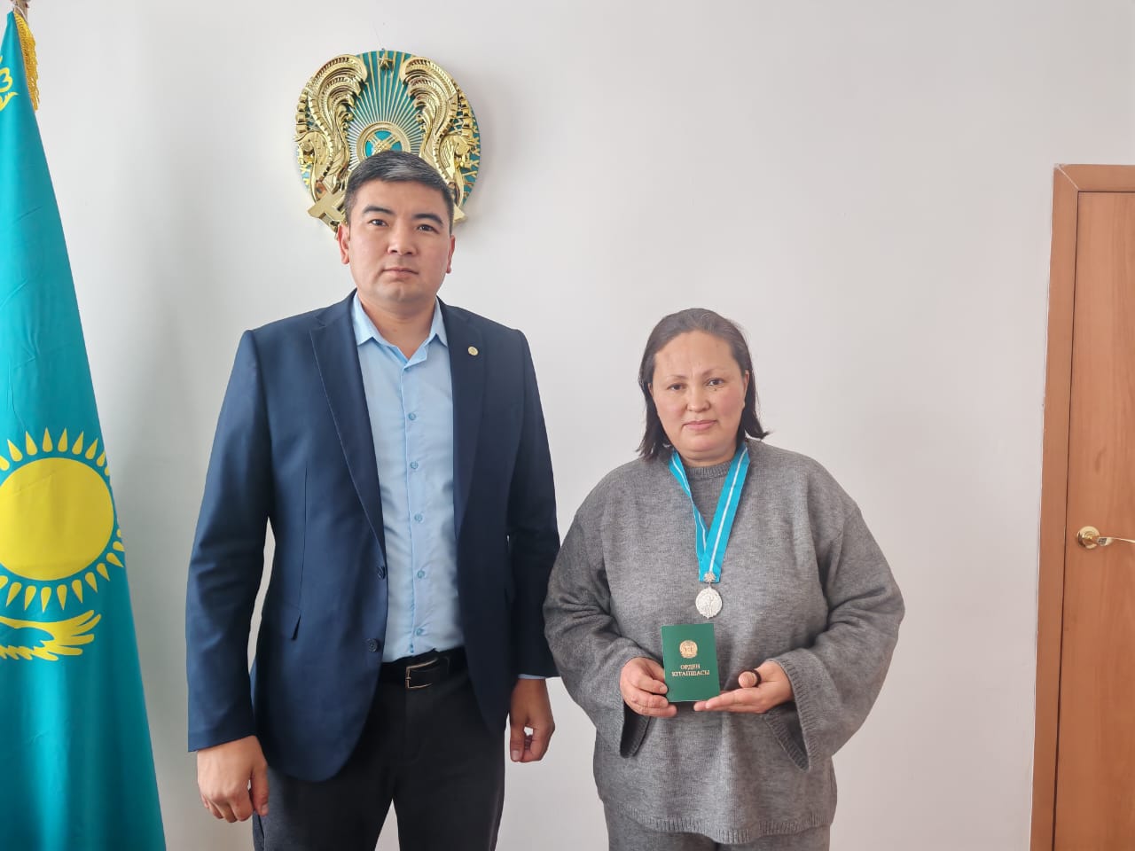 "Күміс алқа" наградасын табыстау